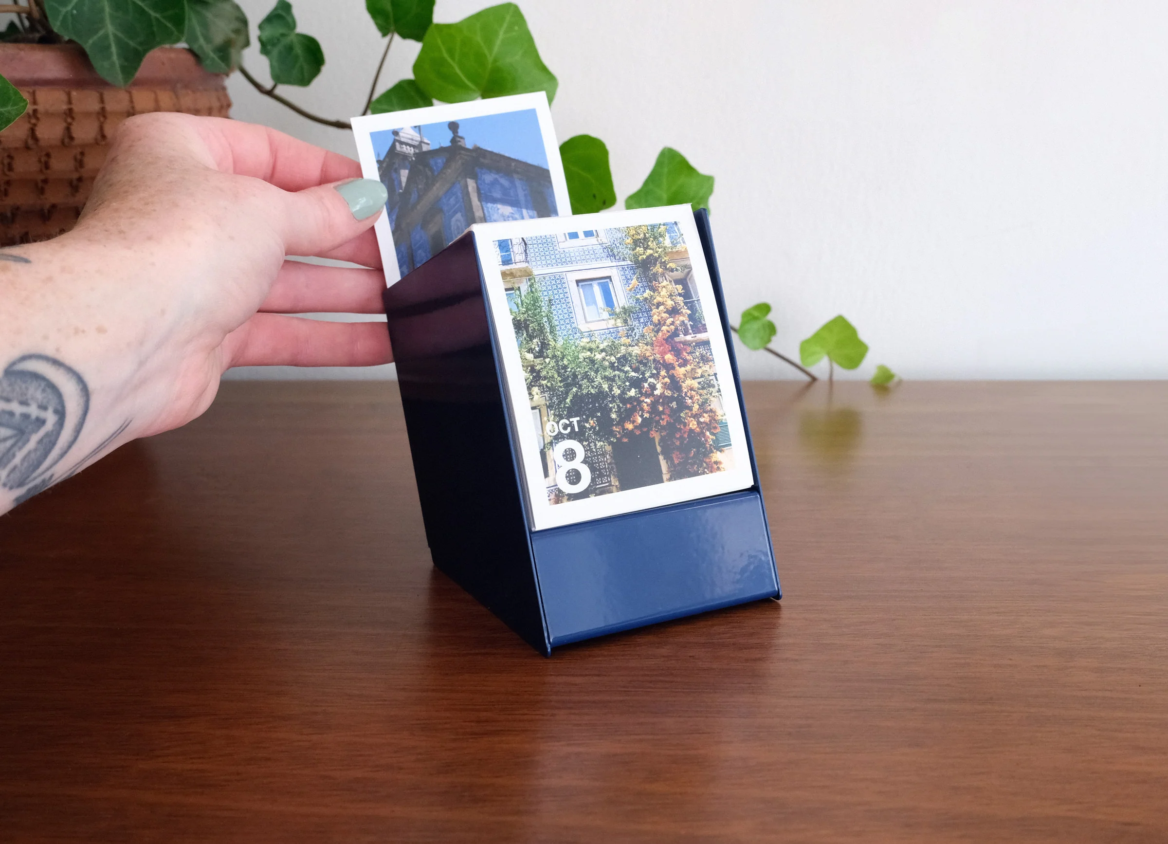 Daily Calendar - Image 16